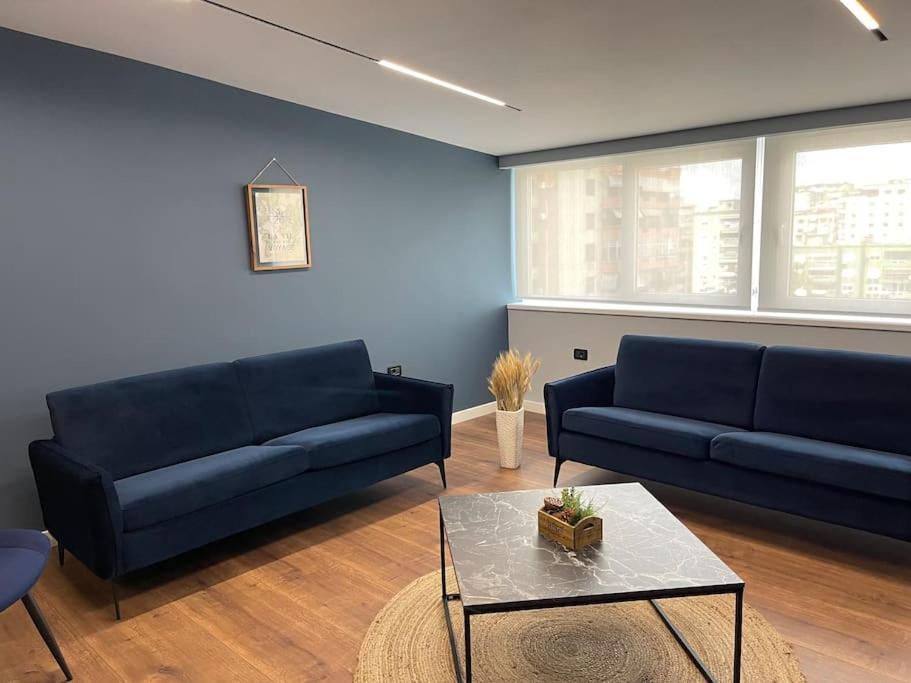 דירות טיראנה Voyage Penthouse מראה חיצוני תמונה